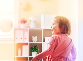 紫微斗數丁戊級星之月煞星