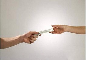 甘願替女友還債的紫微主星男